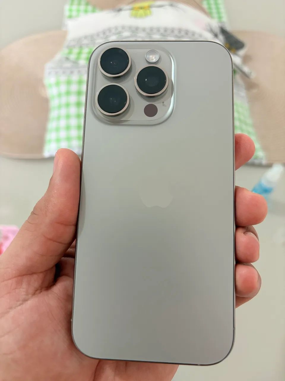 Vendo iPhone 16 pro 256gb cor Natural  - Foto 2