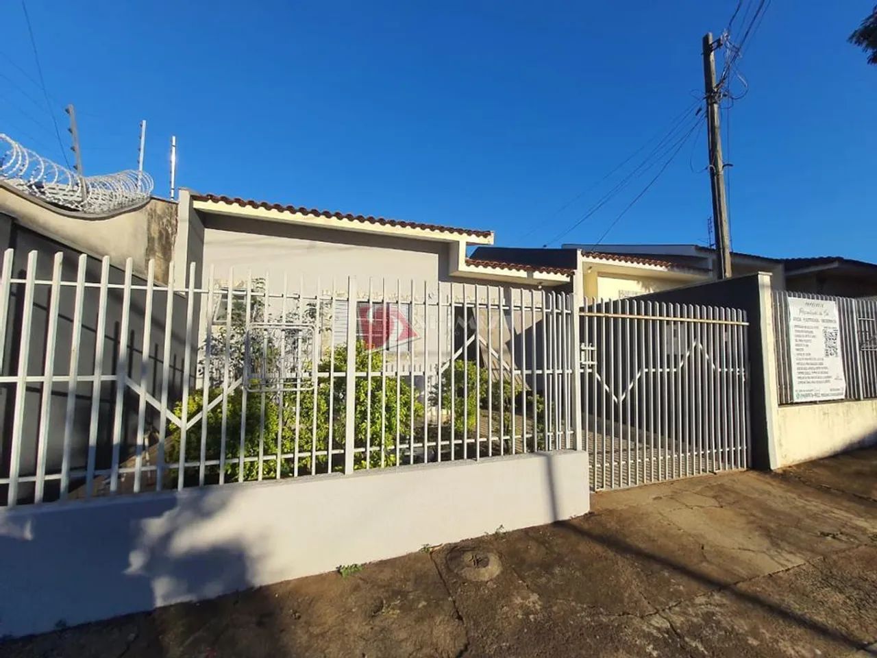 Casa à venda em Maringá, Parque das Grevíleas, com 3 quartos, com 99 m² - Foto 2
