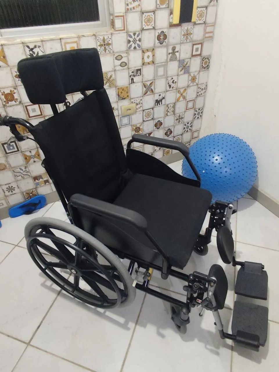 Cadeira de rodas reclinável 
