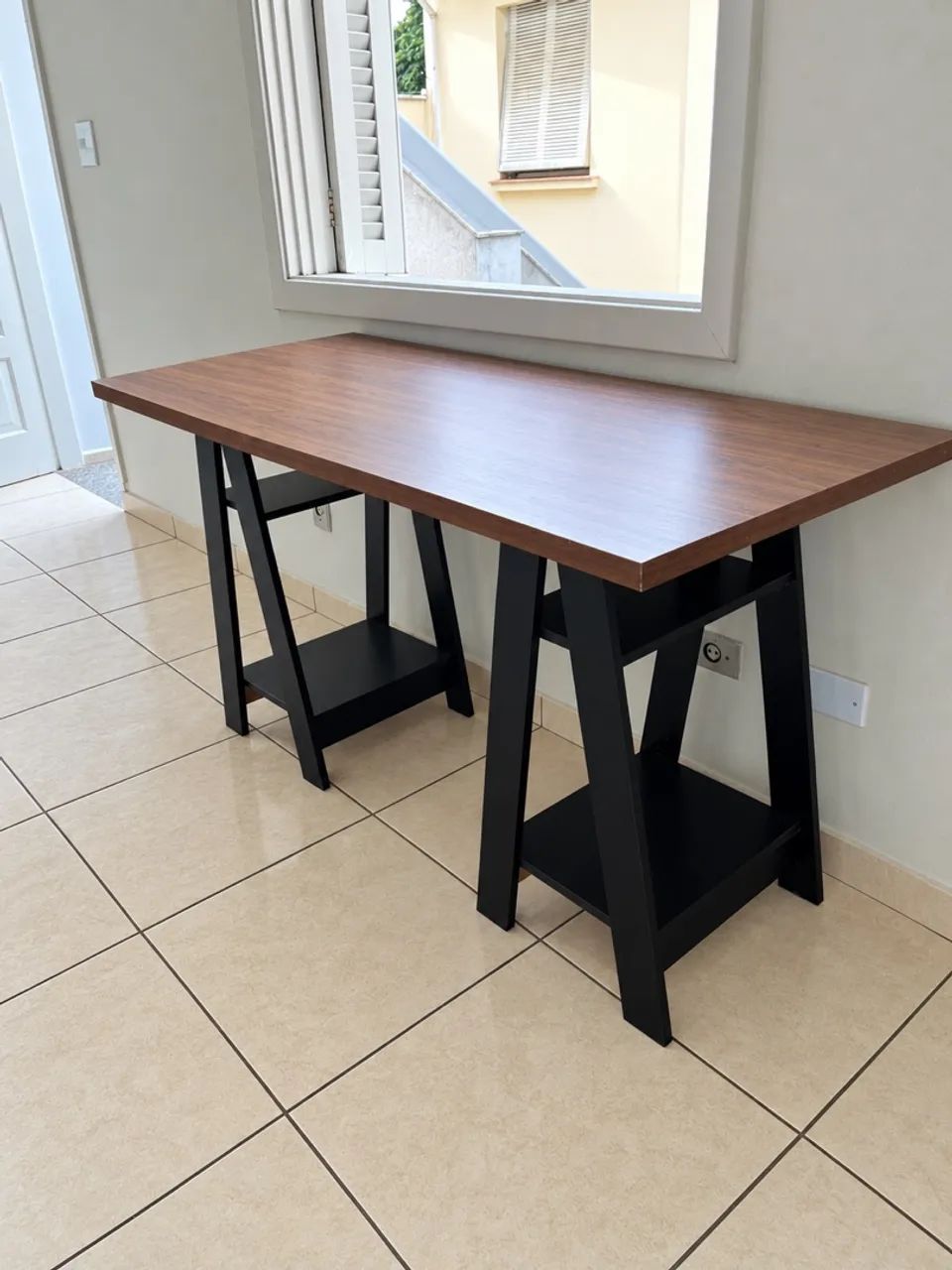 Mesa de estudos - Foto 2