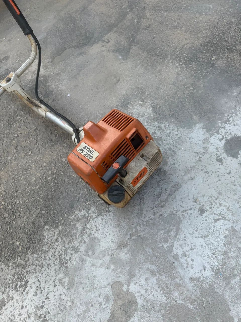 Roçadeira STIHL FS220 - Foto 4