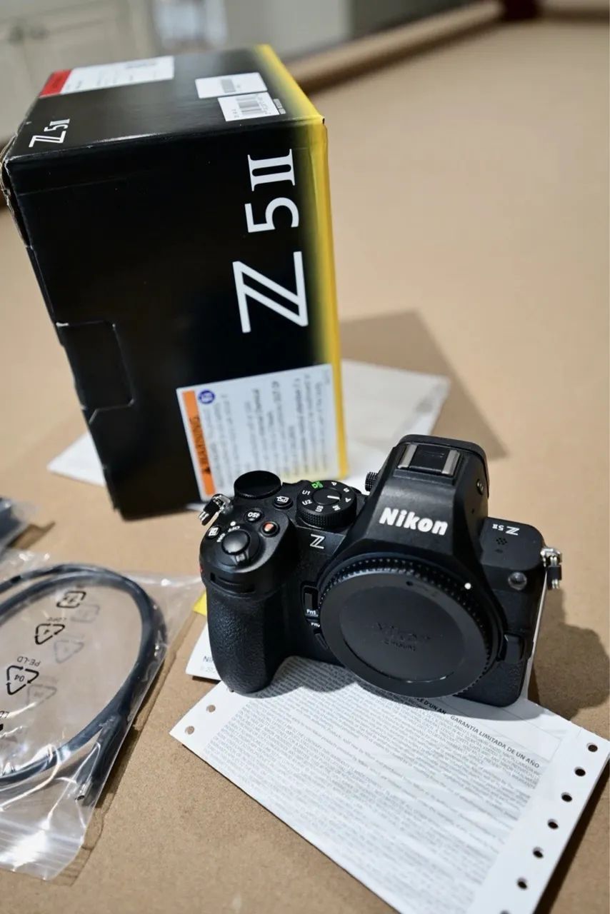 Câmera Nikon z5 II com apenas 4k de clicks - Câmeras e Filmadoras