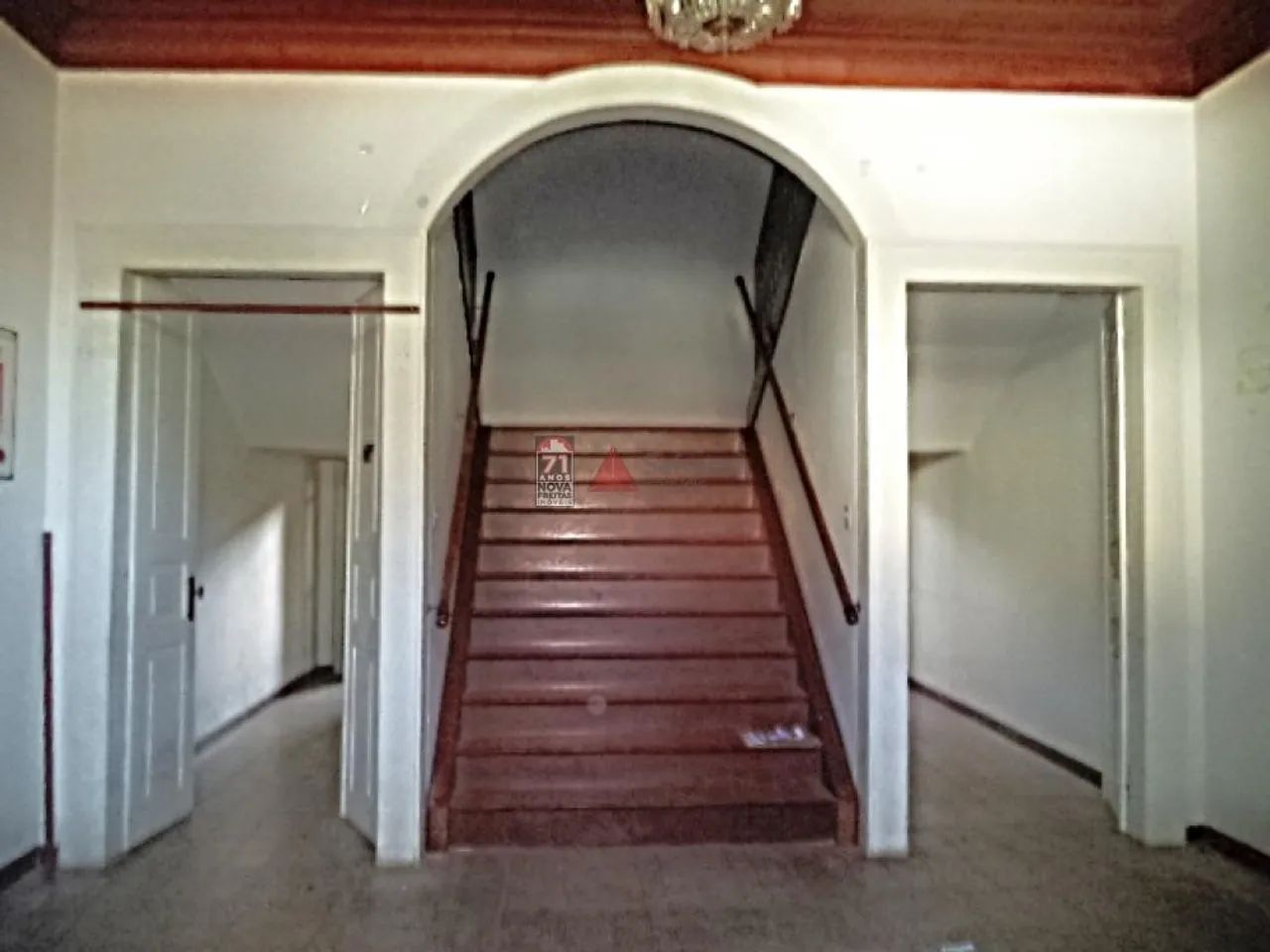 Comercial Sobrado em Pindamonhangaba