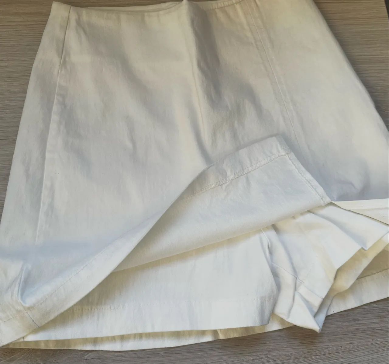 Saia-short off-white tamanho 14 - Foto 2
