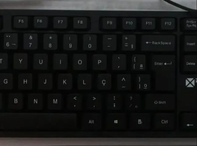Teclado novo USB c/cabo PC-notebook