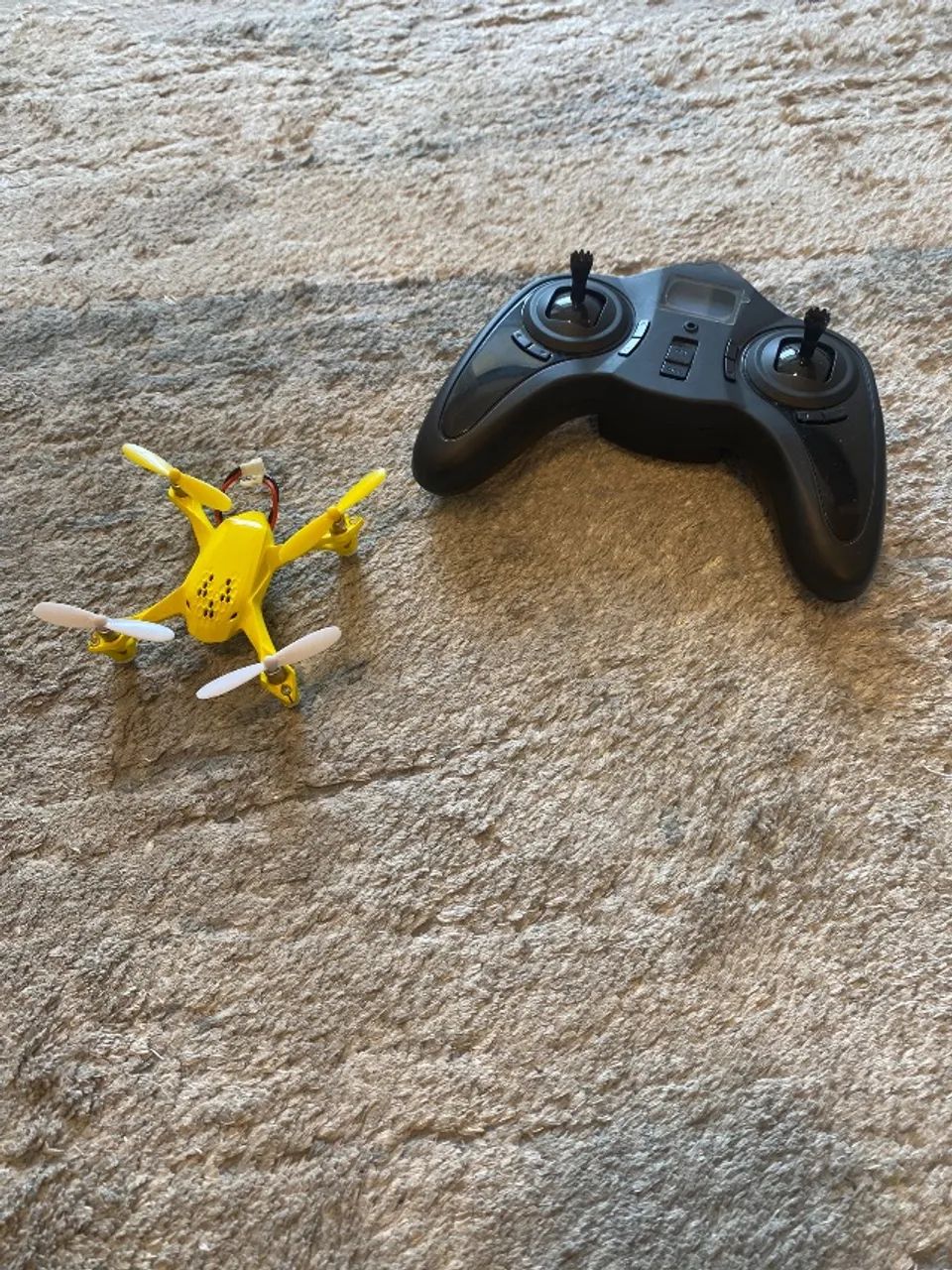 Drone aéreo de controle remoto: HUDSAN SPYDER X4 MINI RTF RC QUADCOPTER - Foto 3