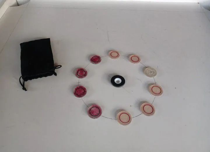 Mesa de jogo de pitoco (peteleco) - Foto 2