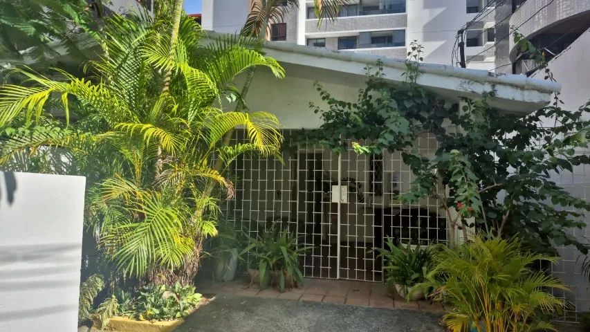 Aluga-se Sala Comercial - Clinica na Ponta Verde