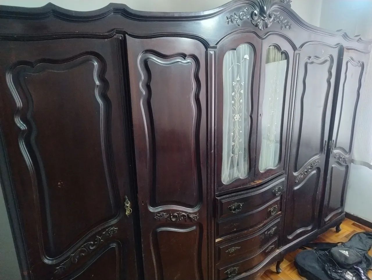 Guarda roupas chippendale antigo - Foto 4