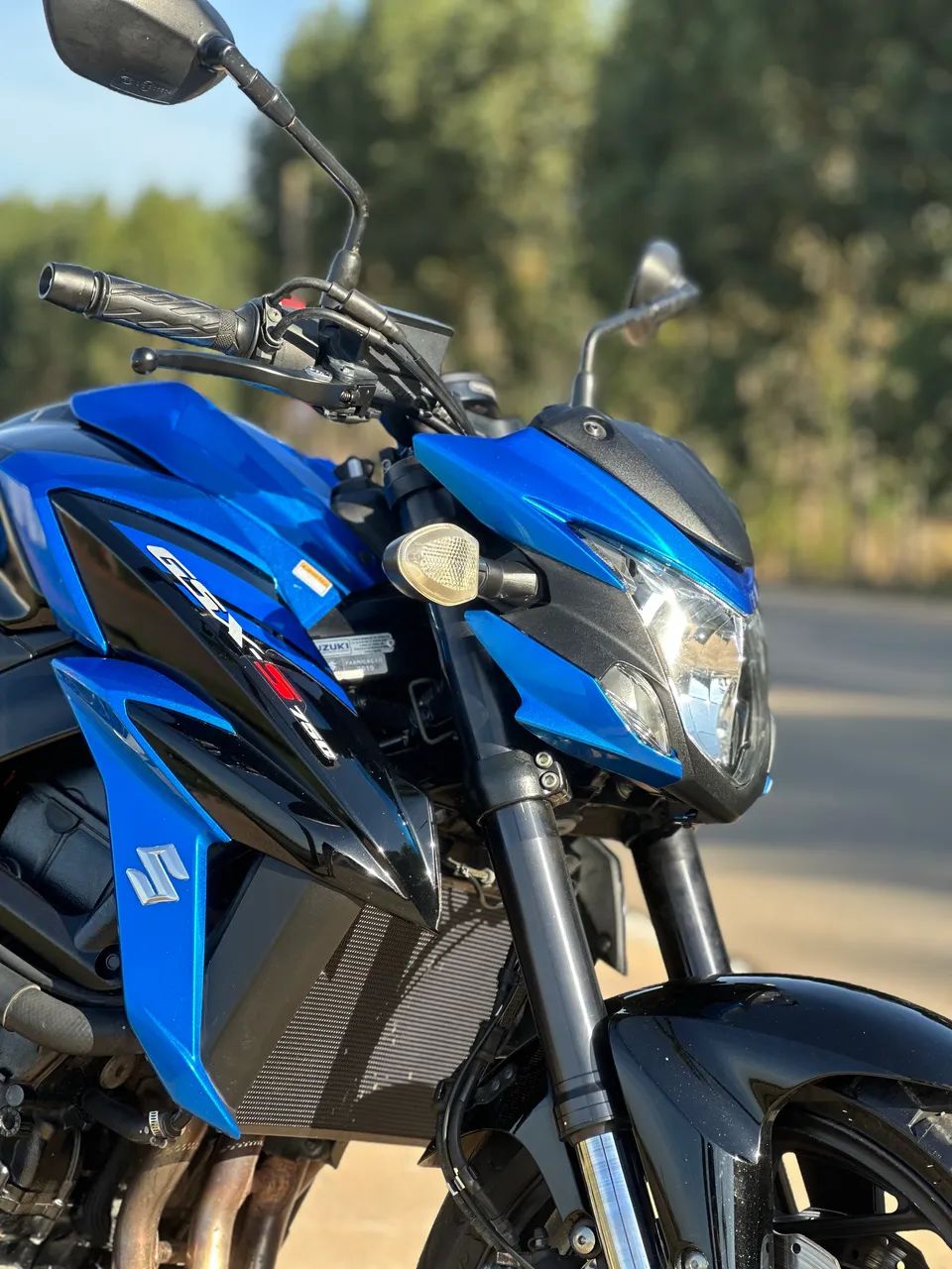 GSX-S 750 - Foto 4