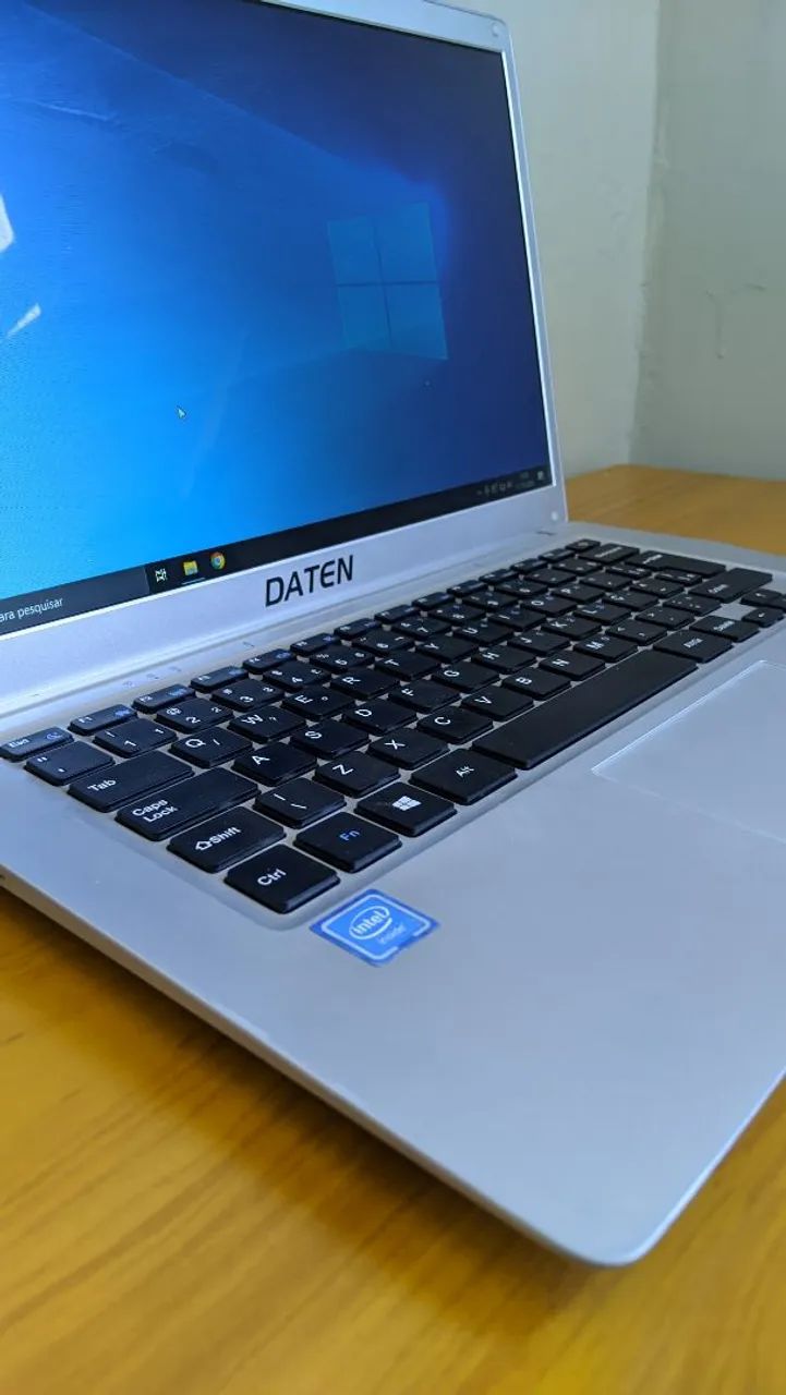 Notebook Daten Intel Celeron N3450, 4GB RAM, SSD 224GB