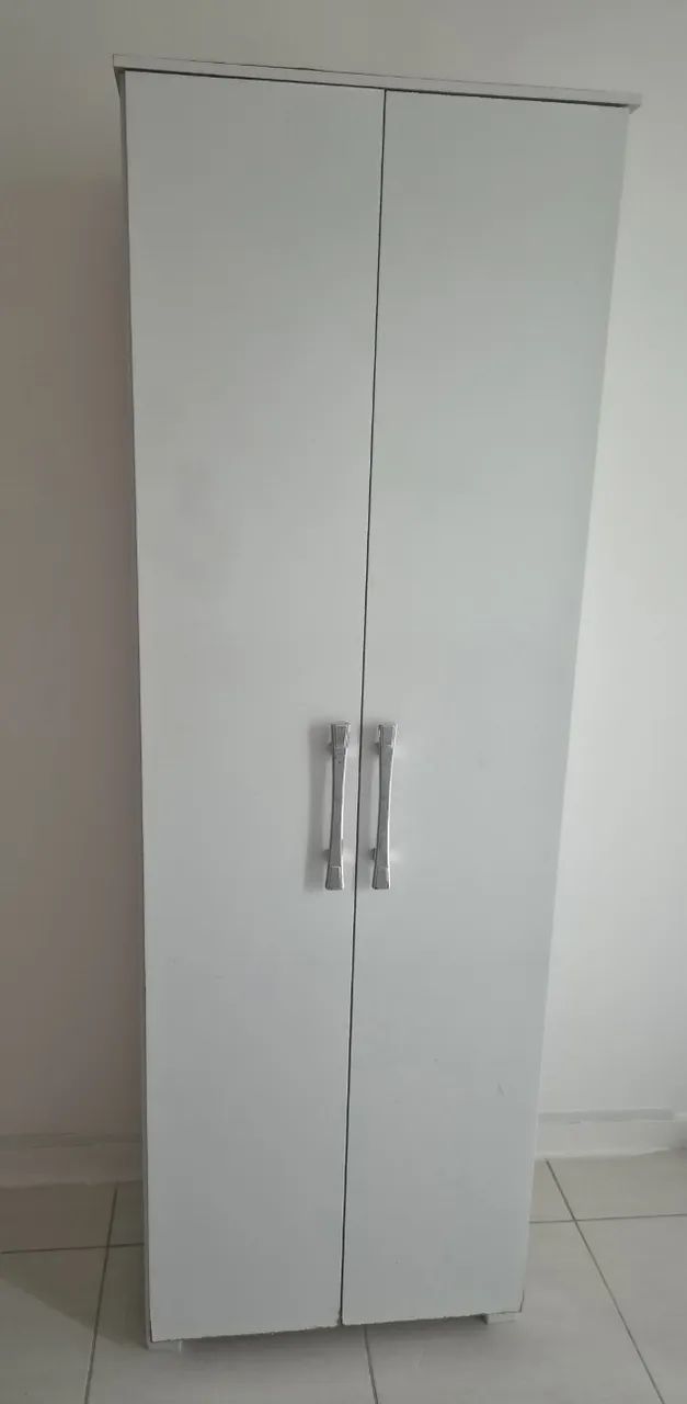 Armário Multiuso 2 portas