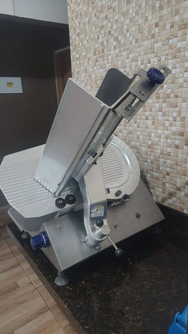 Vendo fatiadeira  - Foto 2
