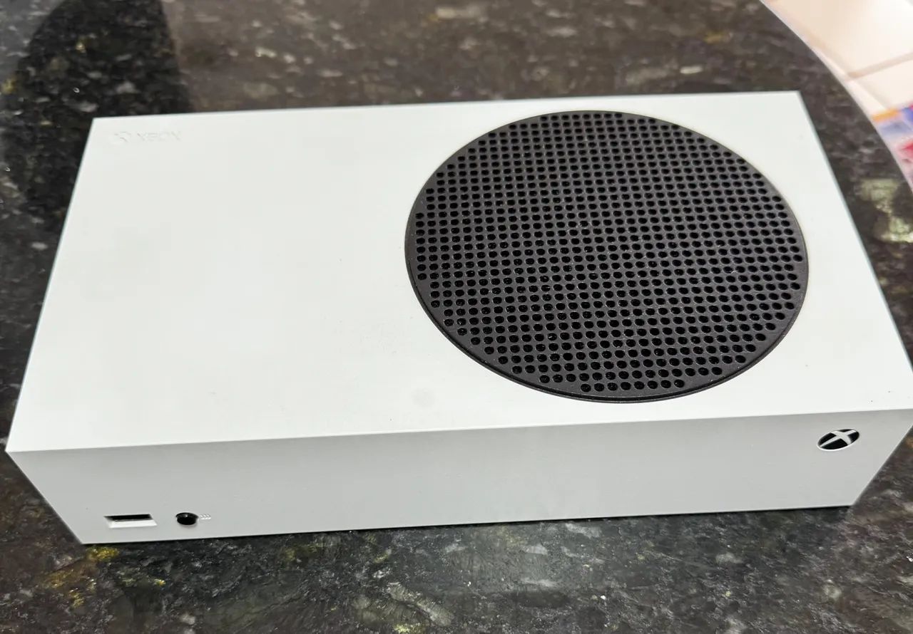 Xbox Series S + 2 Controles - Estado de Novo - Oportunidade - Foto 4