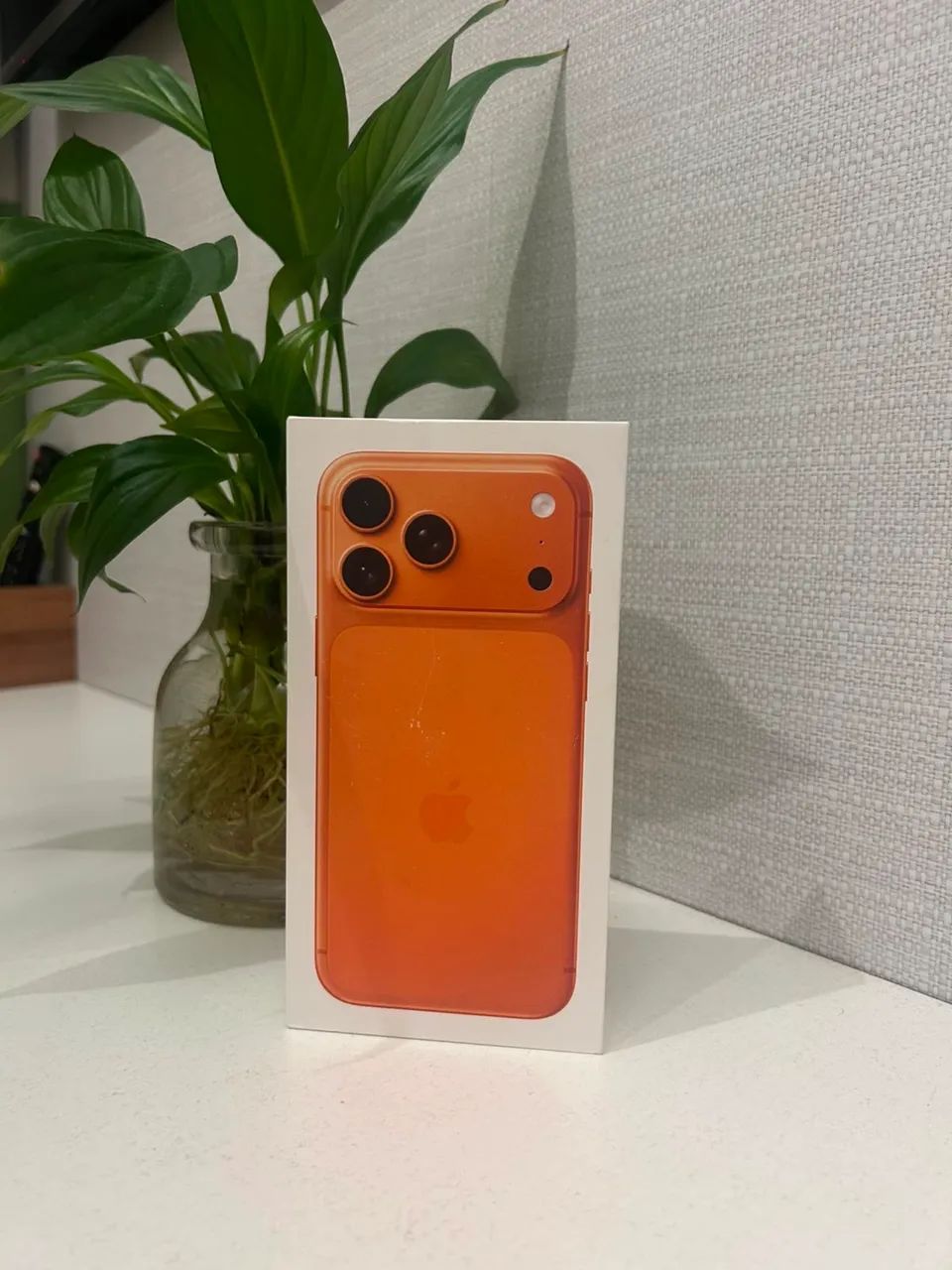 iphone 17 pro max-lacrado