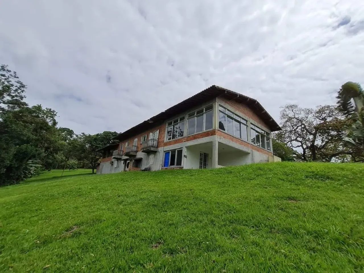 Chácara com 5,5 hectares no Km 8 de Aldeia