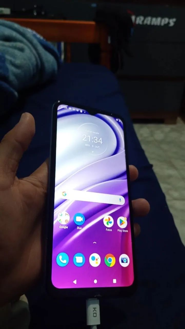 Vendo celular motog20 usado