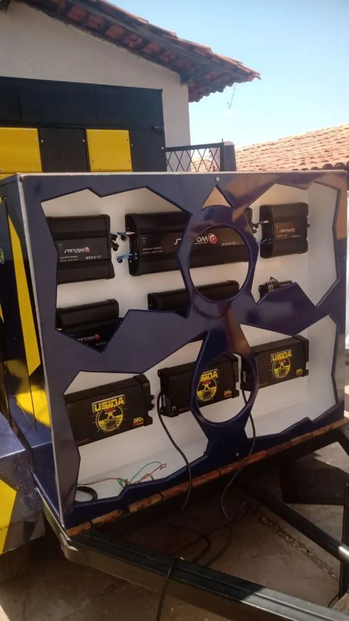 Vendo paredão impecável montado depois do carnaval