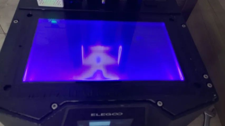 Impressora 3D de Resina Elegoo Saturn 3 Ultra - Foto 3