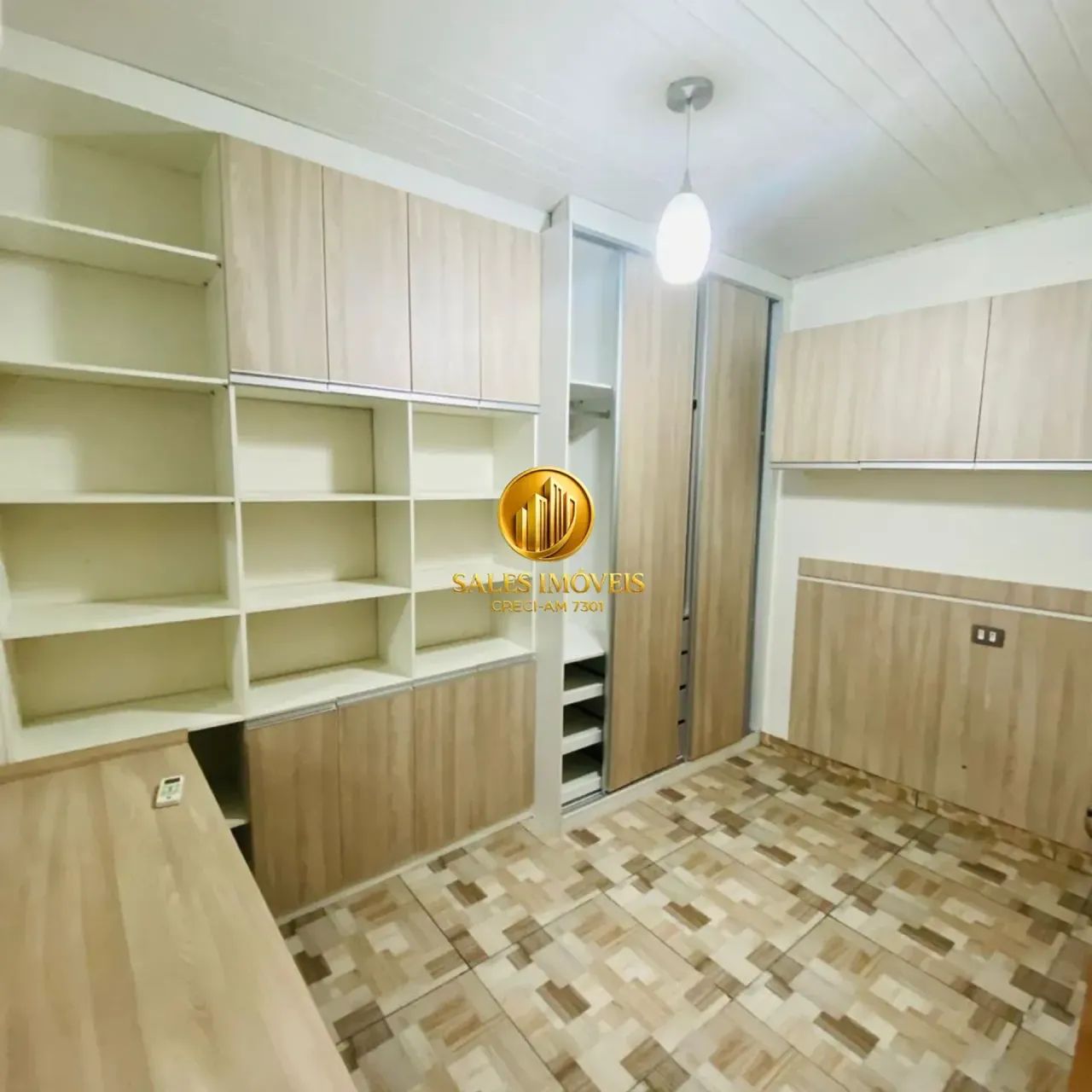 ALUGA-SE / VENDE-SE CASA SEMI MOBILIADA NO NOVO ALEIXO  AVENIDA NATHAN XAVIER - Foto 9