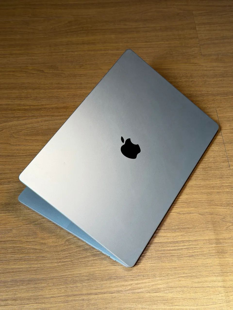 MacBook Pro 16? 2021 M1 Pro 16GB RAM 512GB SSD A2485 - USADO