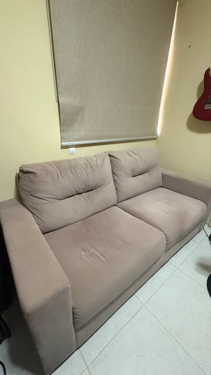 Sofá (até 3 lugares) 
