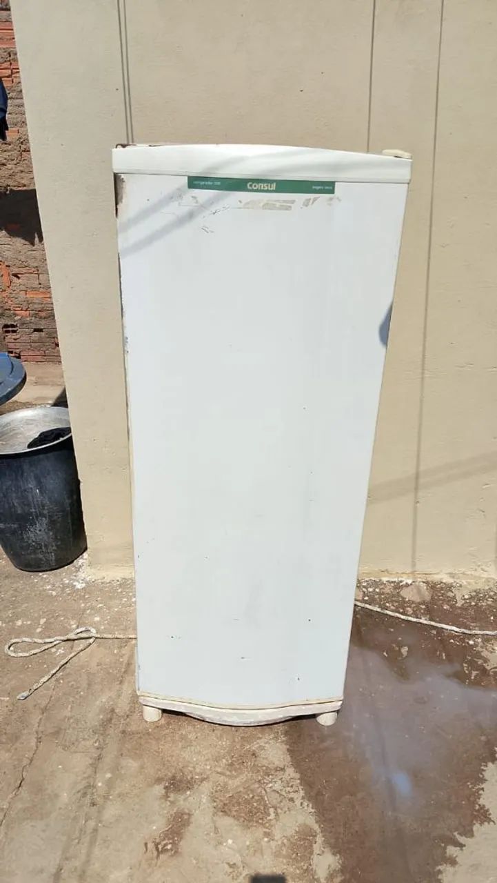 Vendo uma geladeira  - Foto 4