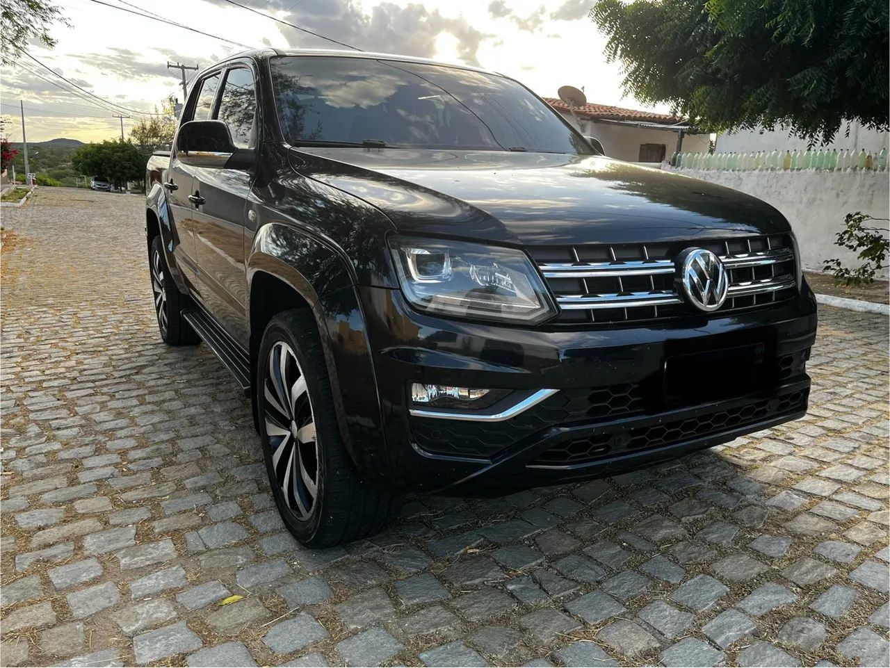 Volkswagen Amarok HIGH.CD 2.0 16V TDI 4X4 DIES. AUT 2019