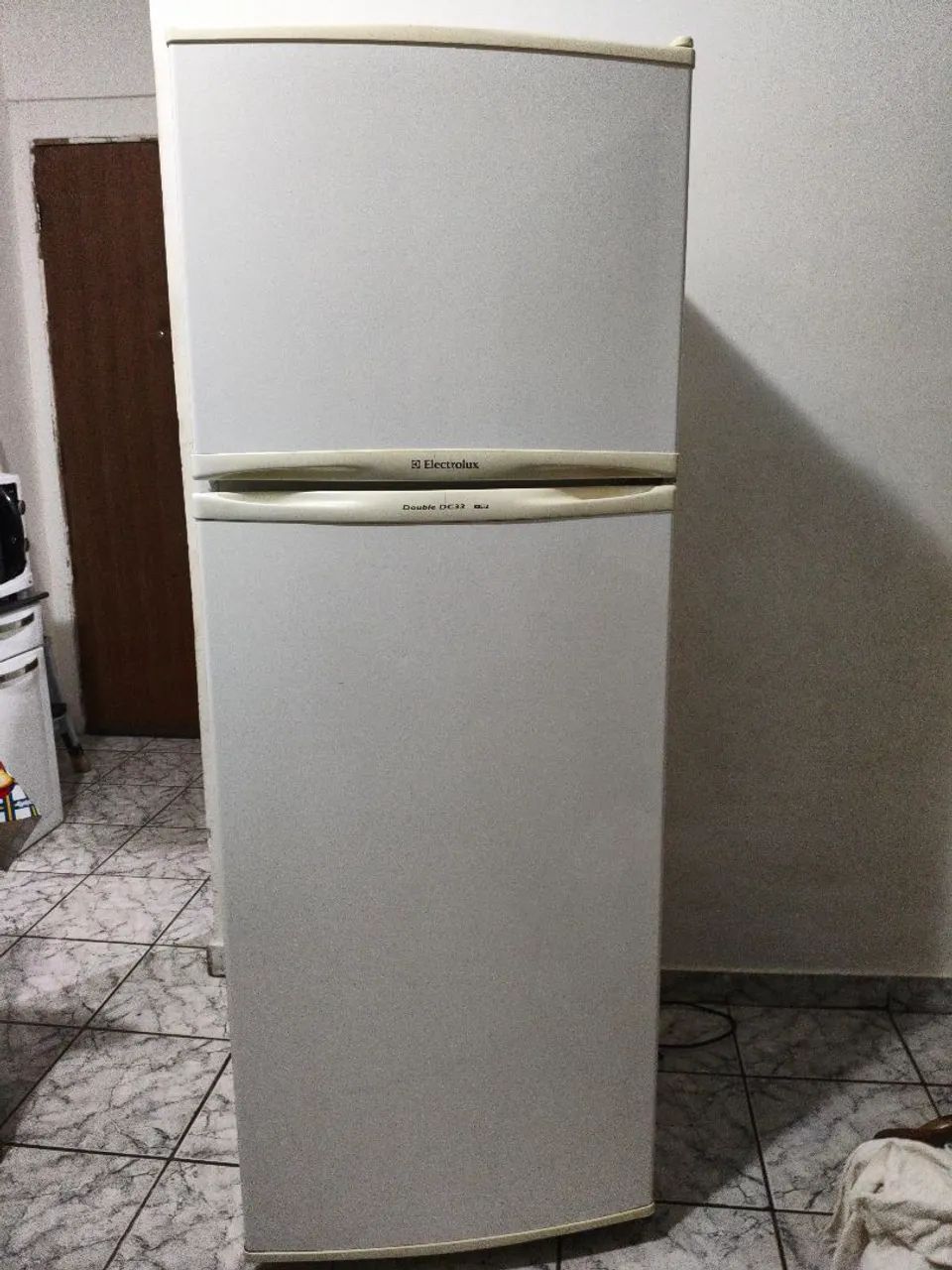 Geladeira Electrolux Double DC33