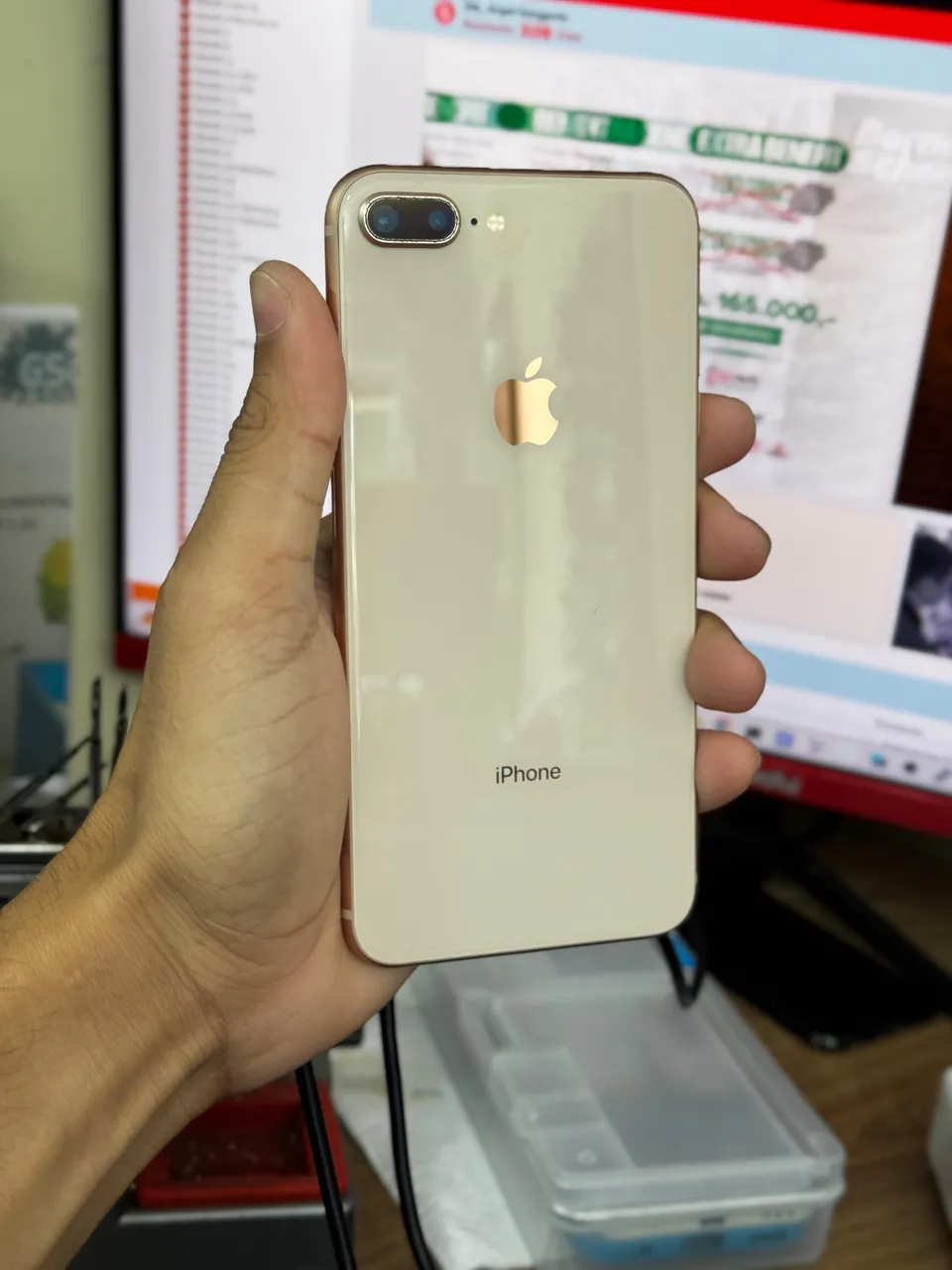 iPhone 8 plus - Celulares e Smartphones - Extremoz 1500065760 | OLX