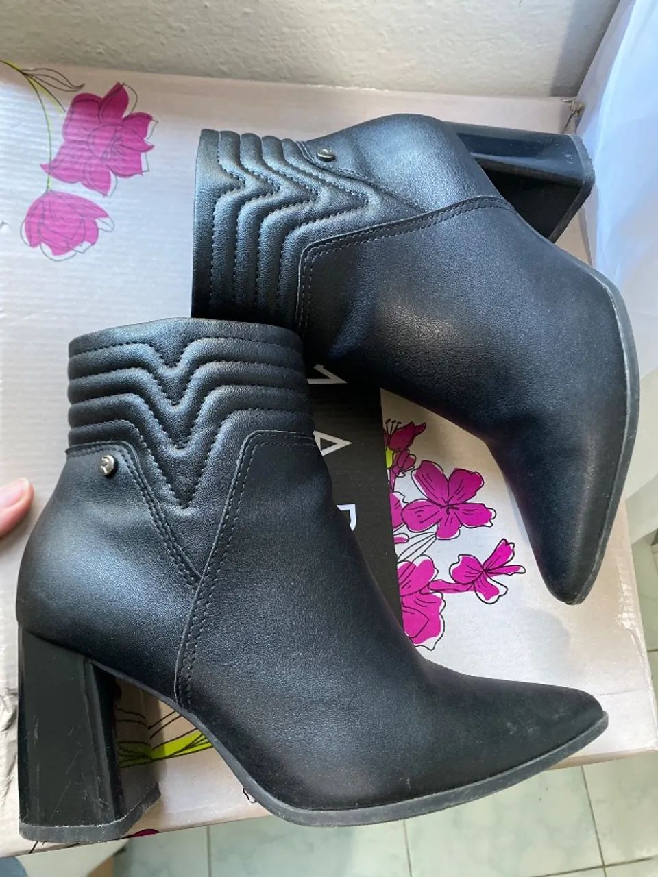 Bota Cano Curto (Tam 34)