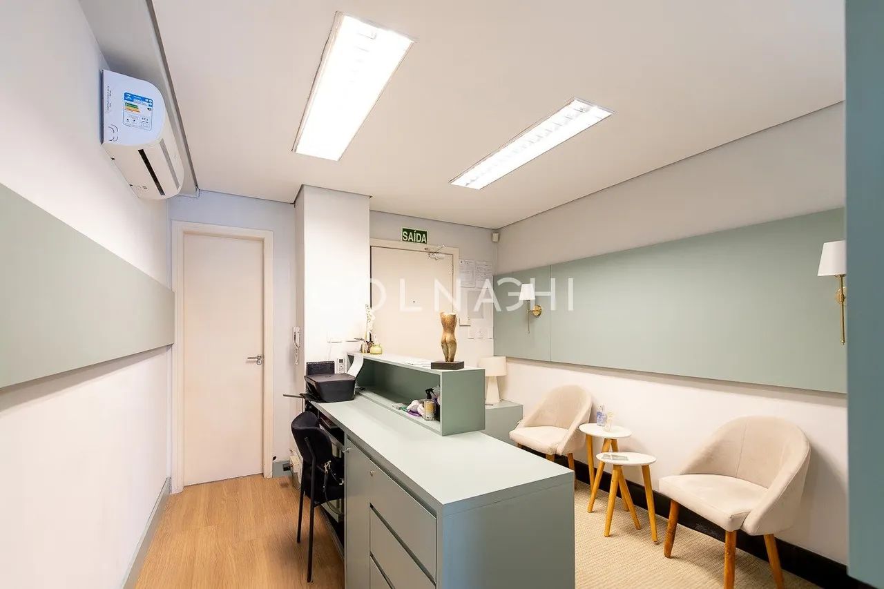 Conjunto comercial duplex com terraço privativo