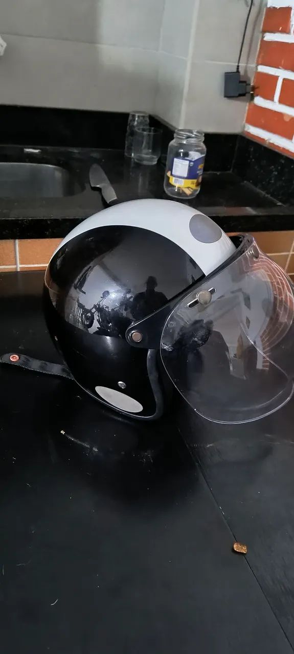 Capacete Lucca Customs