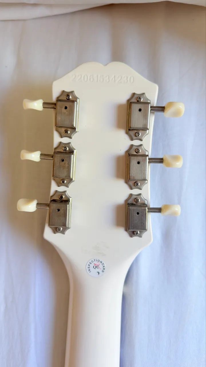 Guitarra epiphone com semi case  - Foto 4
