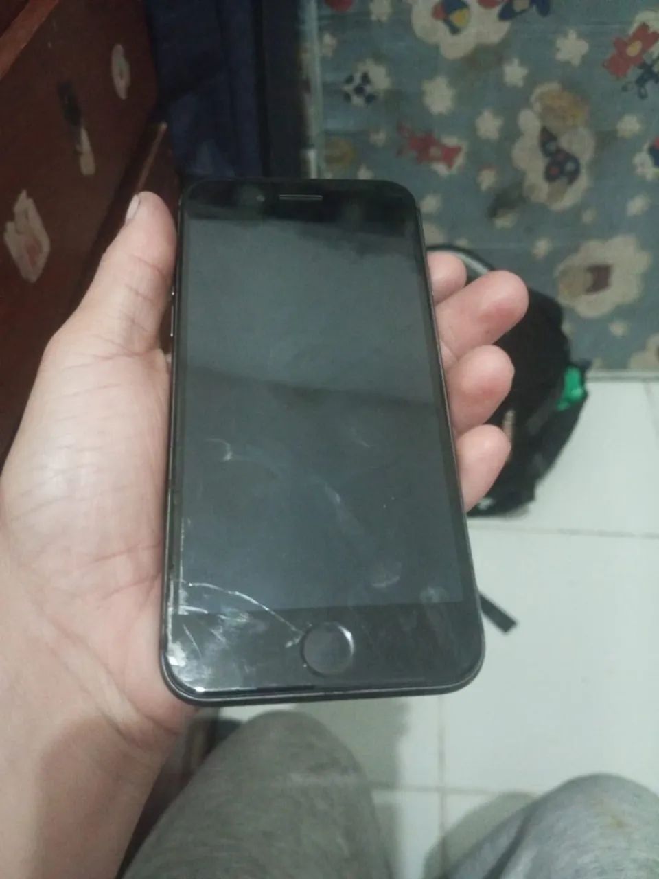 iPhone 8 normal 100% original com caixa e cabo  - Foto 3