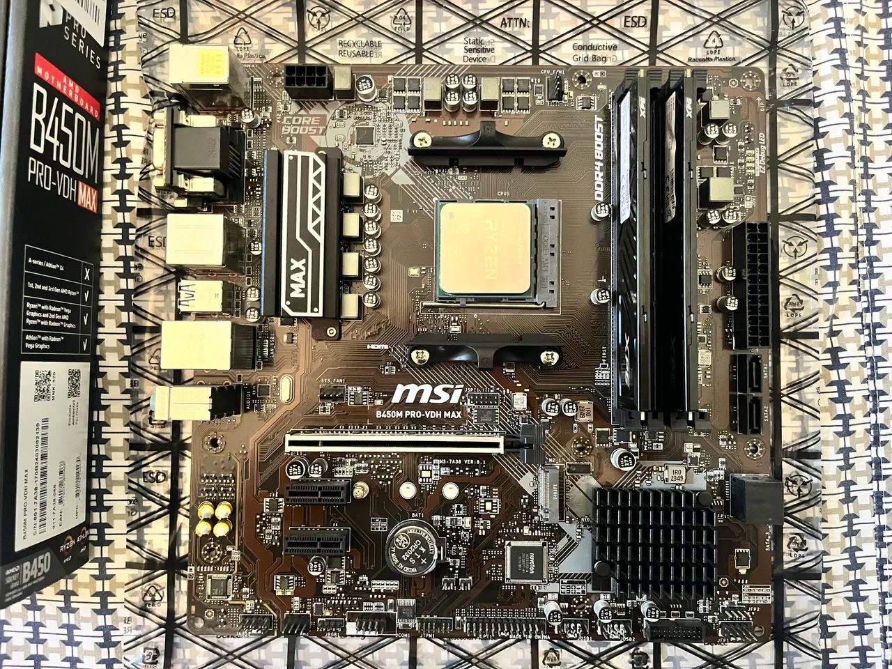Kit Ryzen 7 3700x + B450 + 16Gb DDR4 - Peças de Hardware