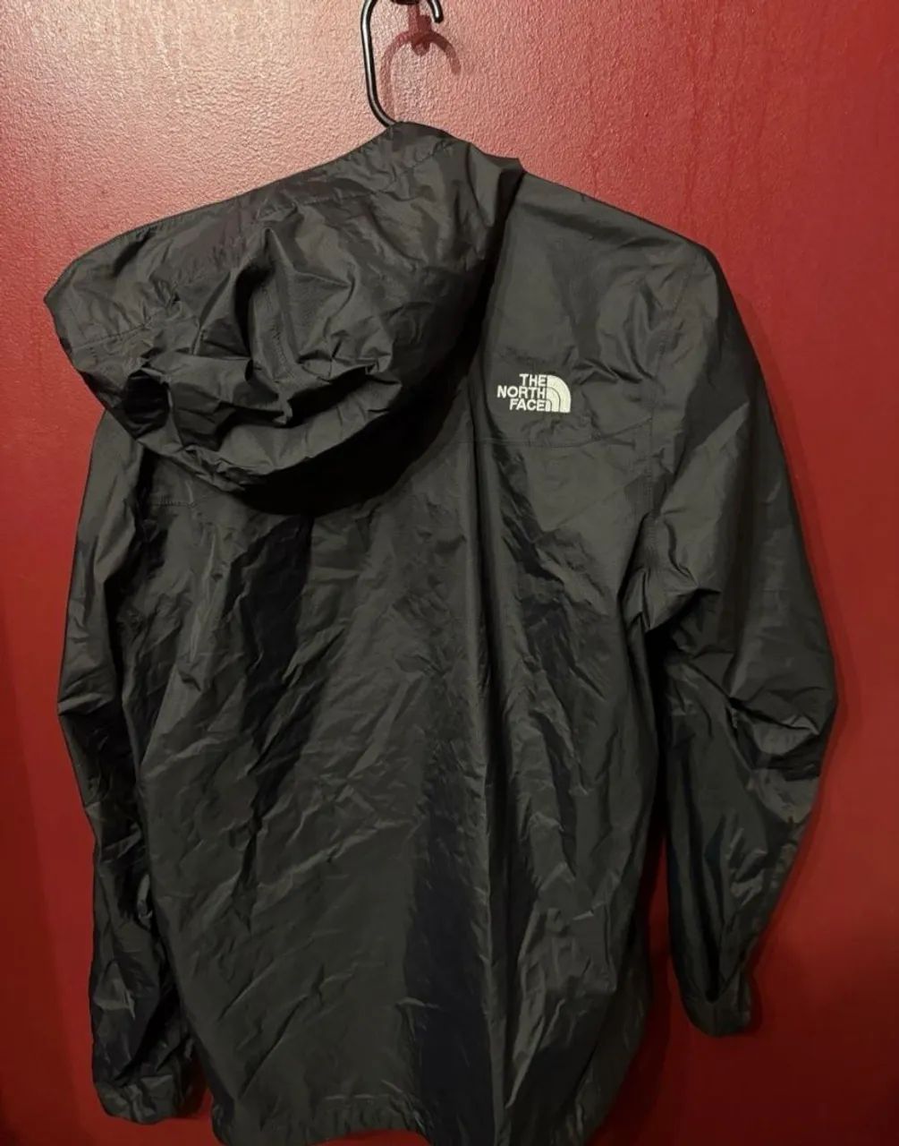 Jaqueta leve the North Face corta vento e chuva - Foto 4