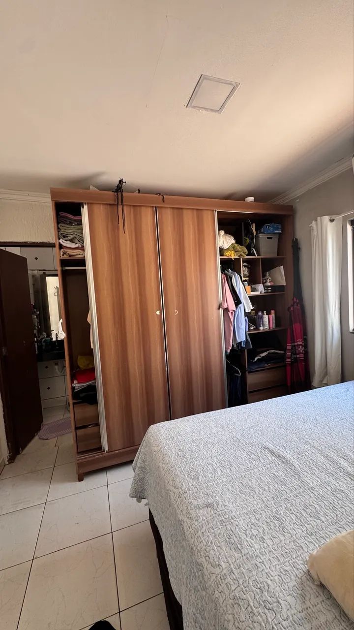 Vendo, guarda-roupa 