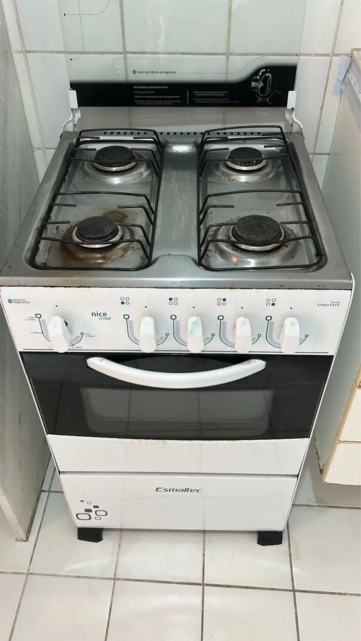 Fogão 4 bocas esmaltec