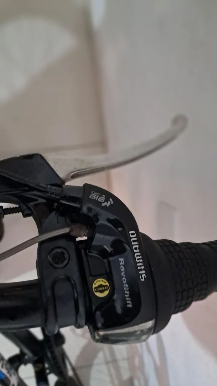 Bicicleta aro 20 falando original só pegar e andar - Foto 2