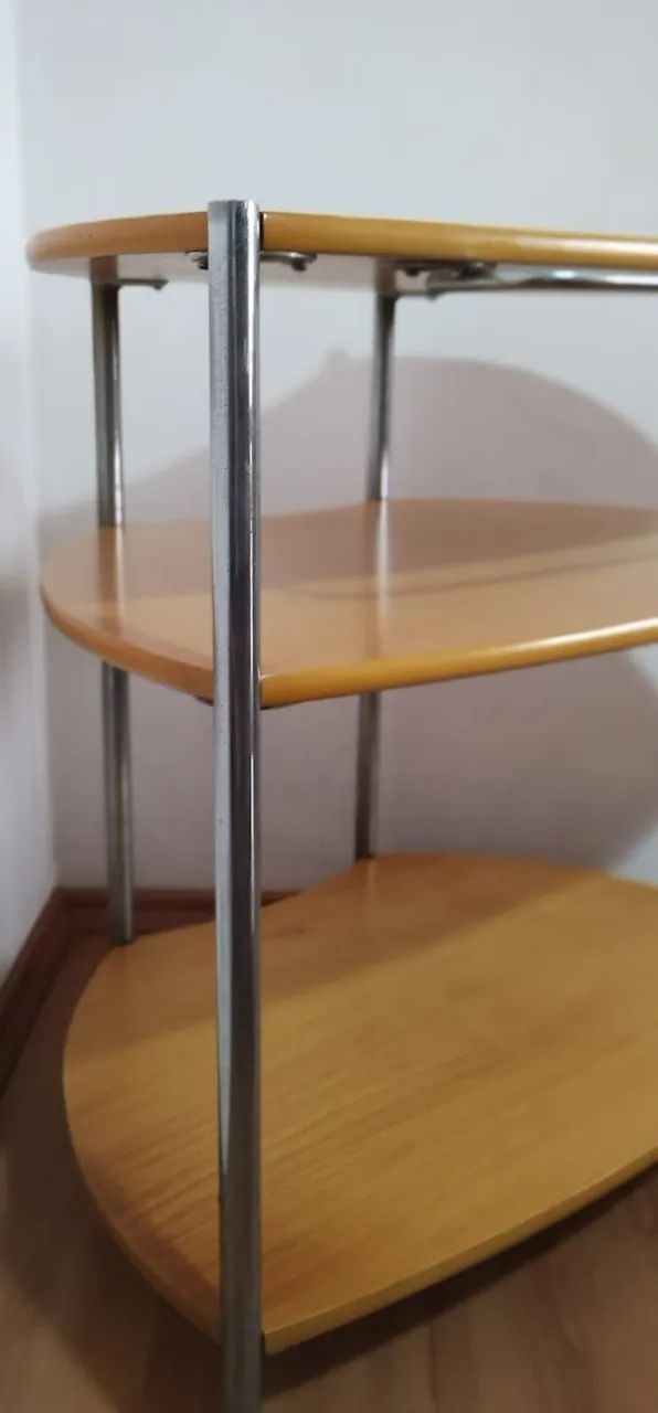 Mesa de Apoio de Sala e TV Tok Stok - Desapegar  - Foto 3