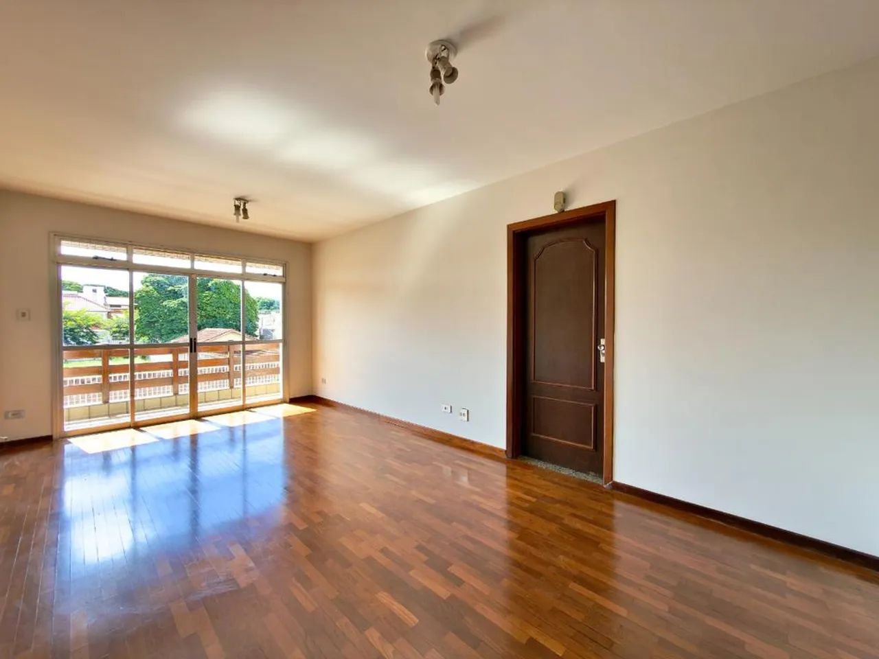 Apartamento para alugar em Maringá, Zona 04, com 3 quartos, com 199 m², Teodoro Nicoletti - Foto 4