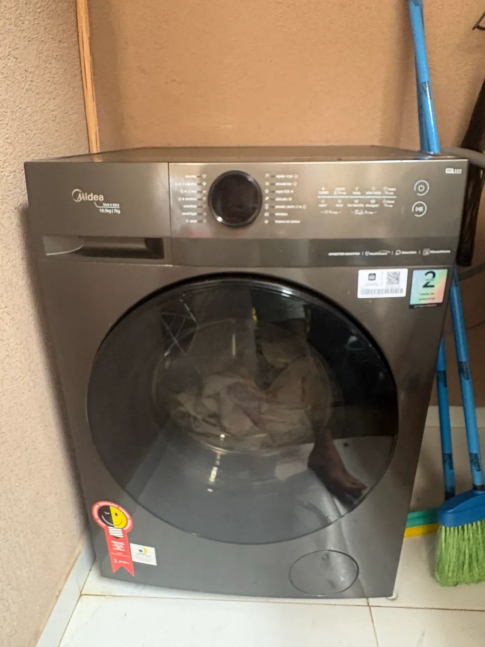 Máquina lava e seca mídea 
