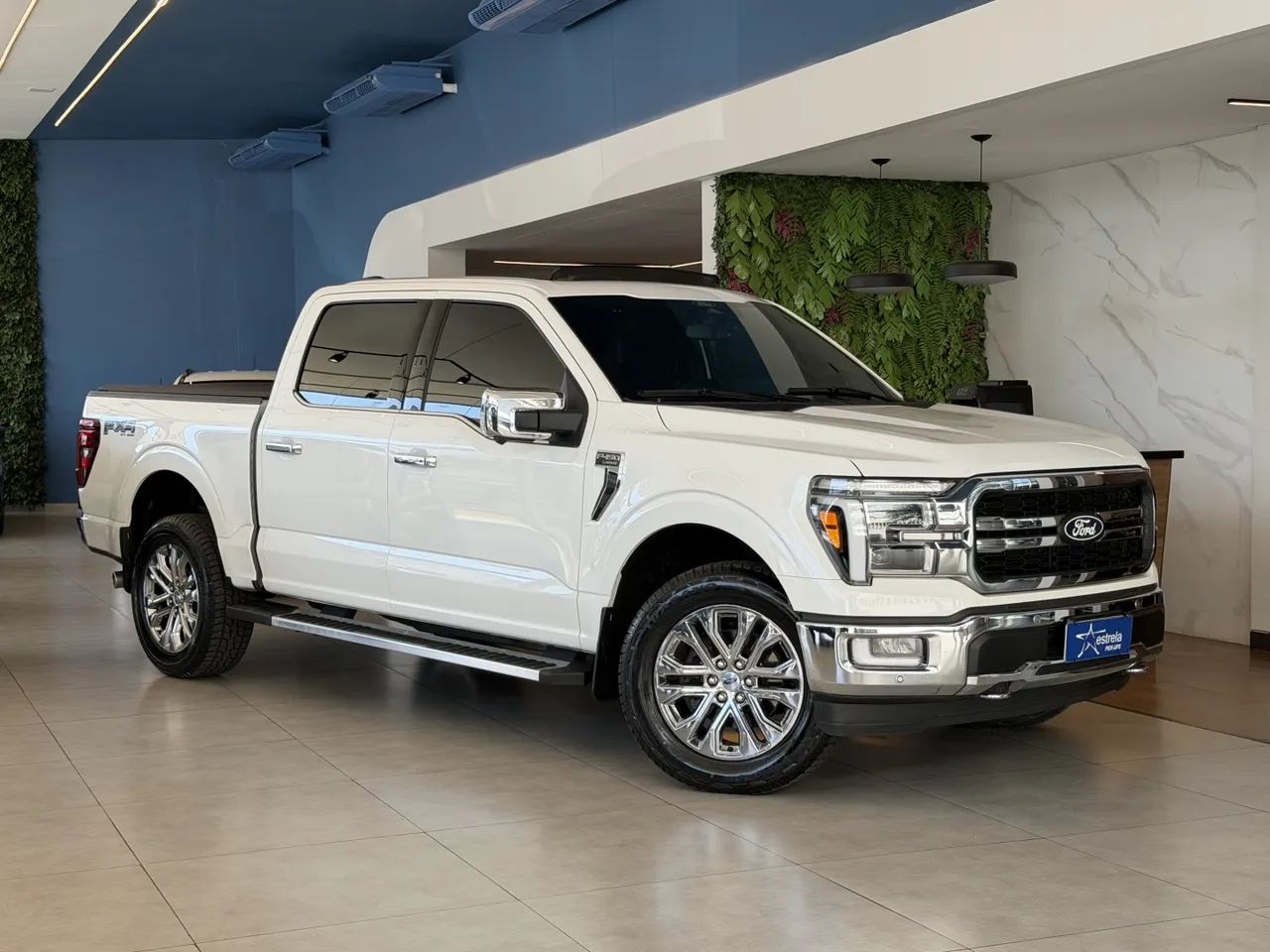 Ford F-150 F-150 Lariat Black 4x4 5.0 V8 2024