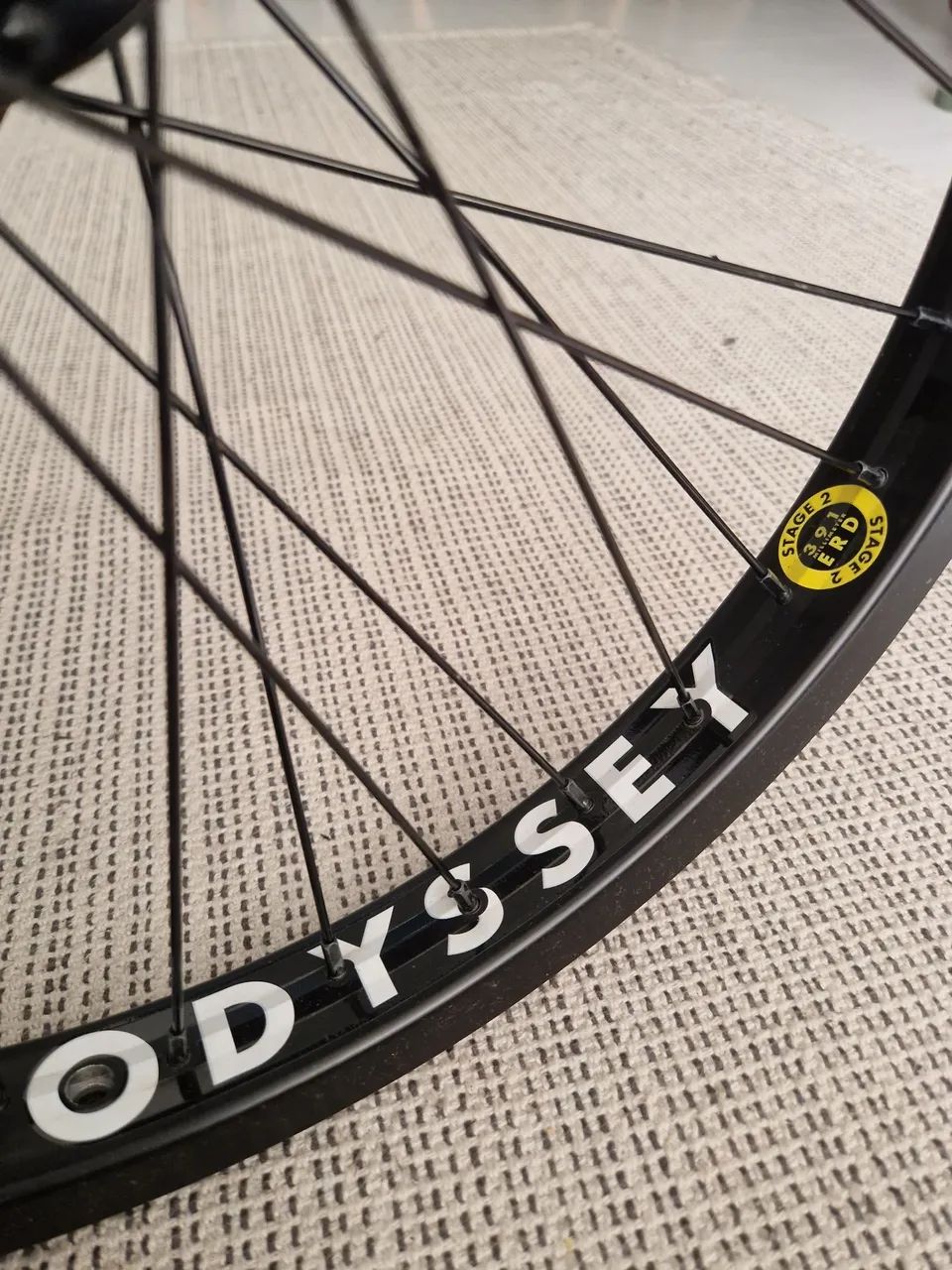 Roda BMX traseira 20' Odissey Stage 2 RHD - Ciclismo - Bela Vista Roda BMX traseira 20' Odissey Stage 2 RHD - Ciclismo - Bela Vista