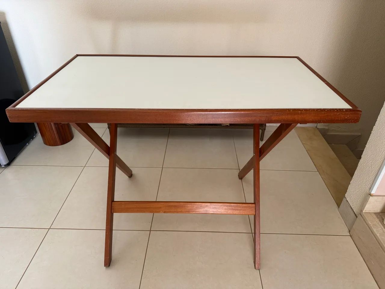 Mesa de Madeira Dobrável Grande Resistente - Foto 2