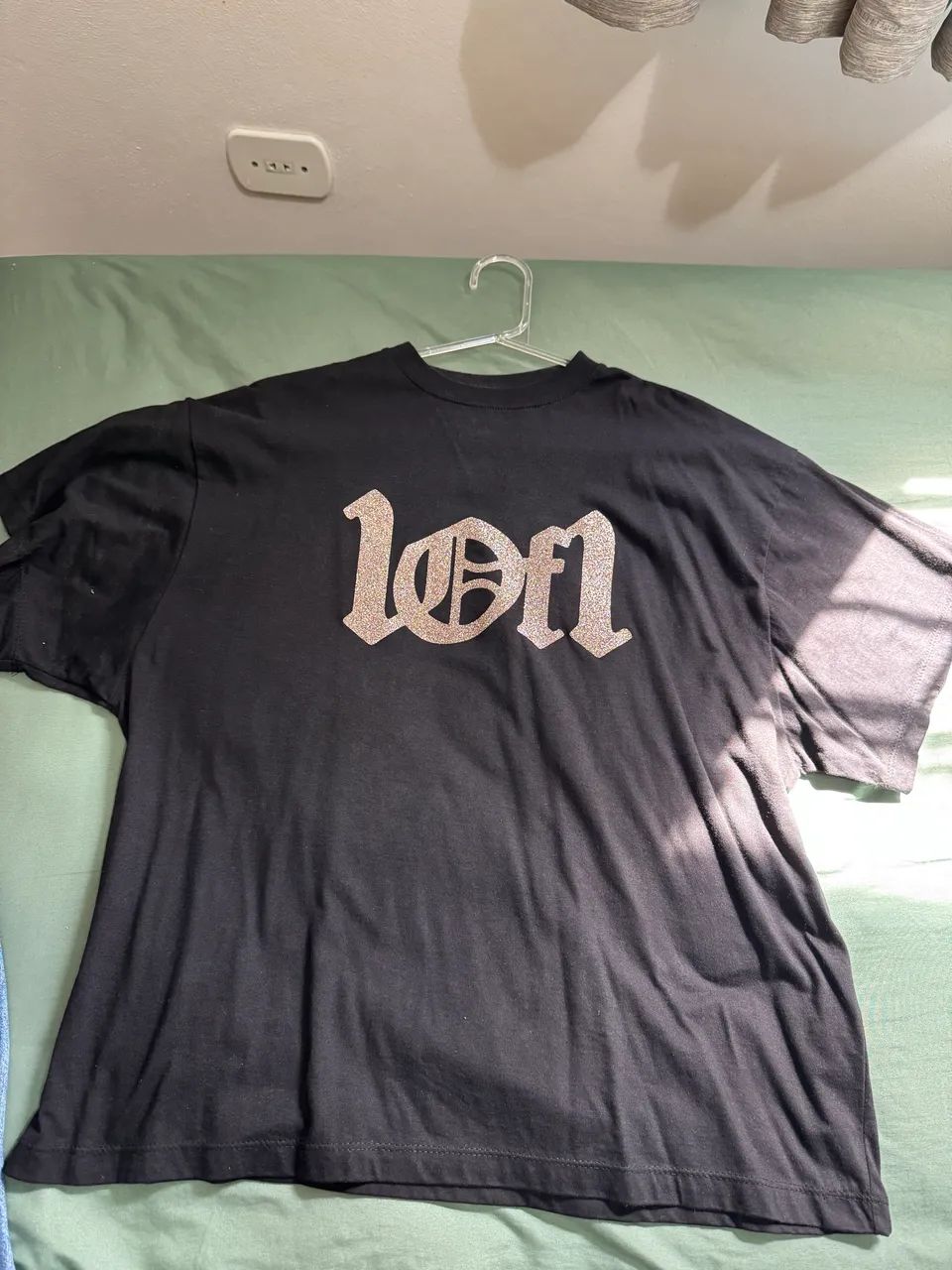Camiseta exclusiviist 1OF1, usada apenas 2 vezes
