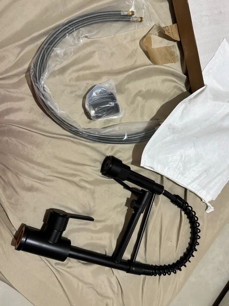 Vendo torneira gourmet preta - Foto 2