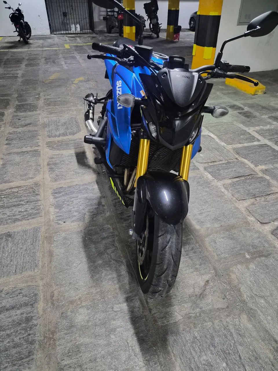 Moto extra