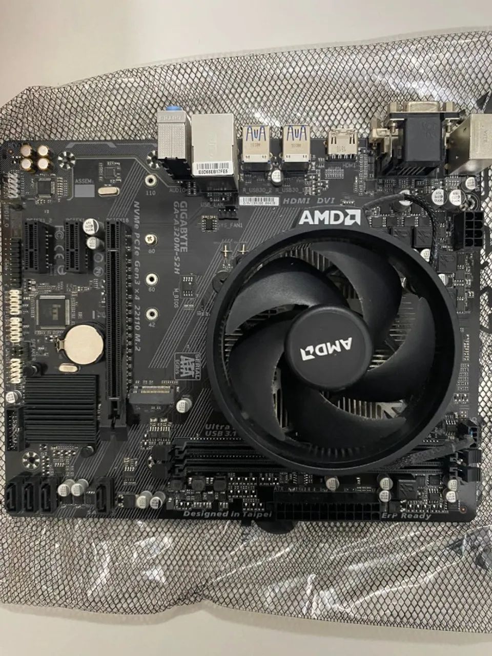 Kit AMD Ryzen 5 1500 + Placa Mãe Gigabyte A320M - Foto 2
